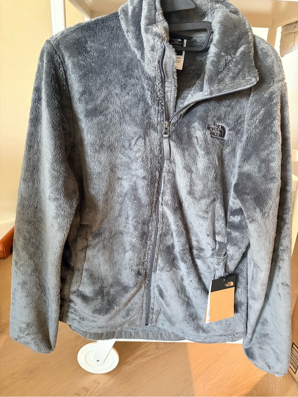 The North Face NWT Women’s Gray Fleece Osito Jacket- smoked pearl, size medium